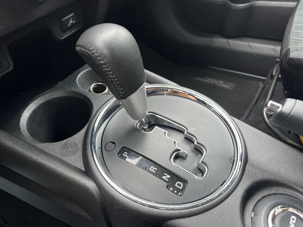 Used 2015 Mitsubishi Outlander Sport SE AWD/4WD image 22
