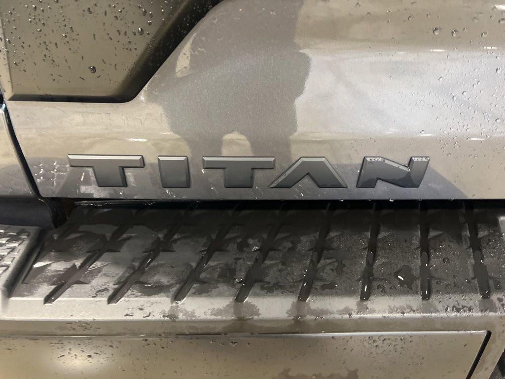 Certified 2024 Nissan Titan PRO-4X w/ Pro-4x Convenience Package image 33