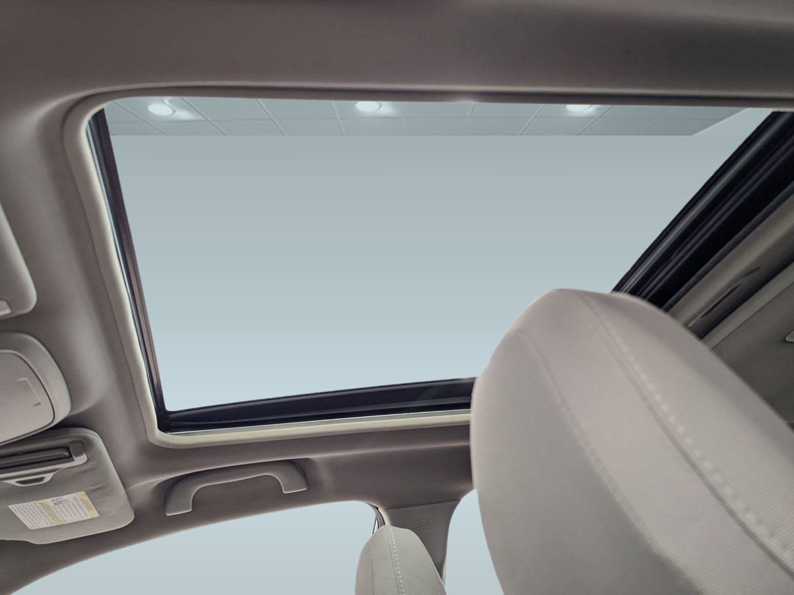 Used 2020 Subaru Forester Premium image 12