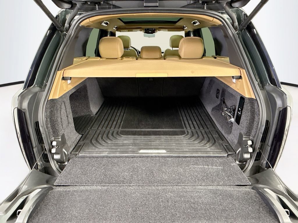 Used 2023 Land Rover Range Rover SE image 27