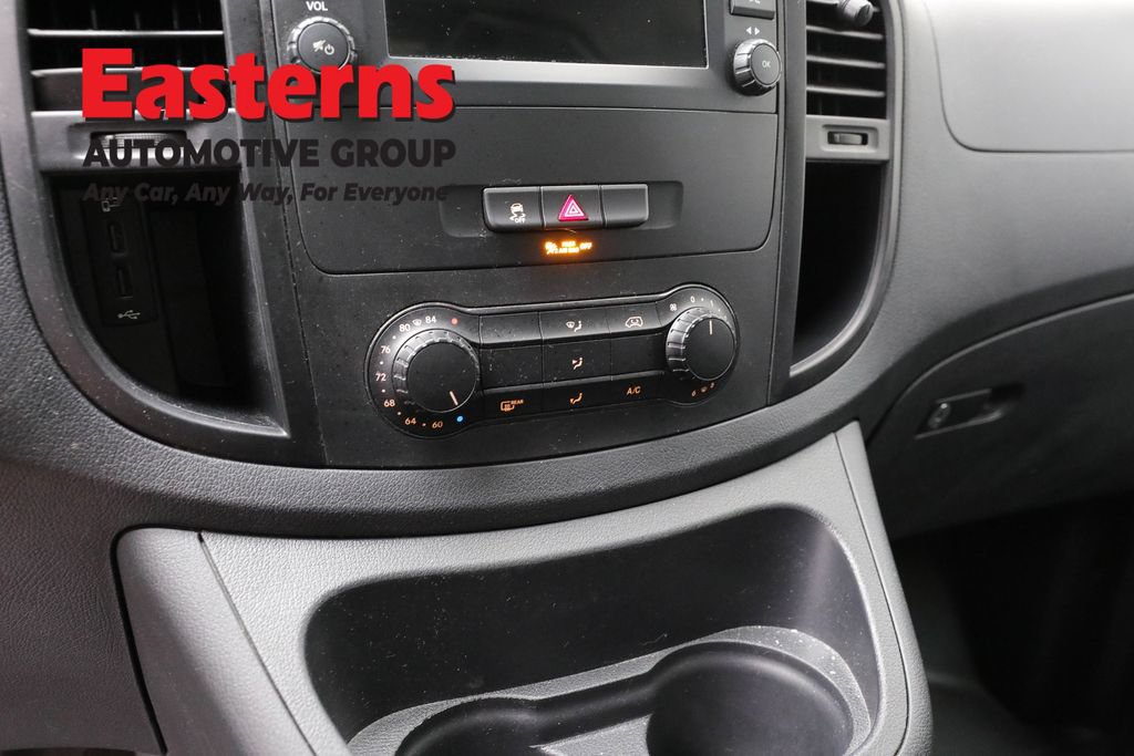 Used 2022 Mercedes-Benz Metris image 17