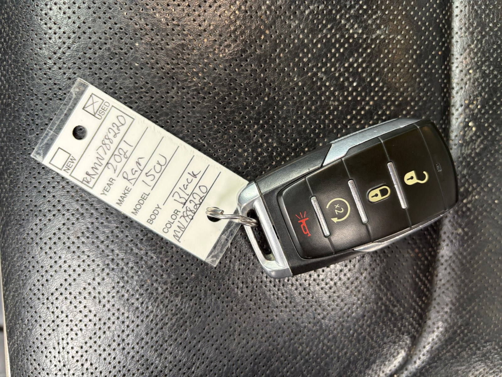 Used 2021 RAM 1500 Laramie AWD/4WD image 34