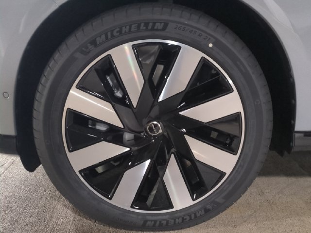 New 2026 Volvo EX90 Ultra AWD/4WD image 10