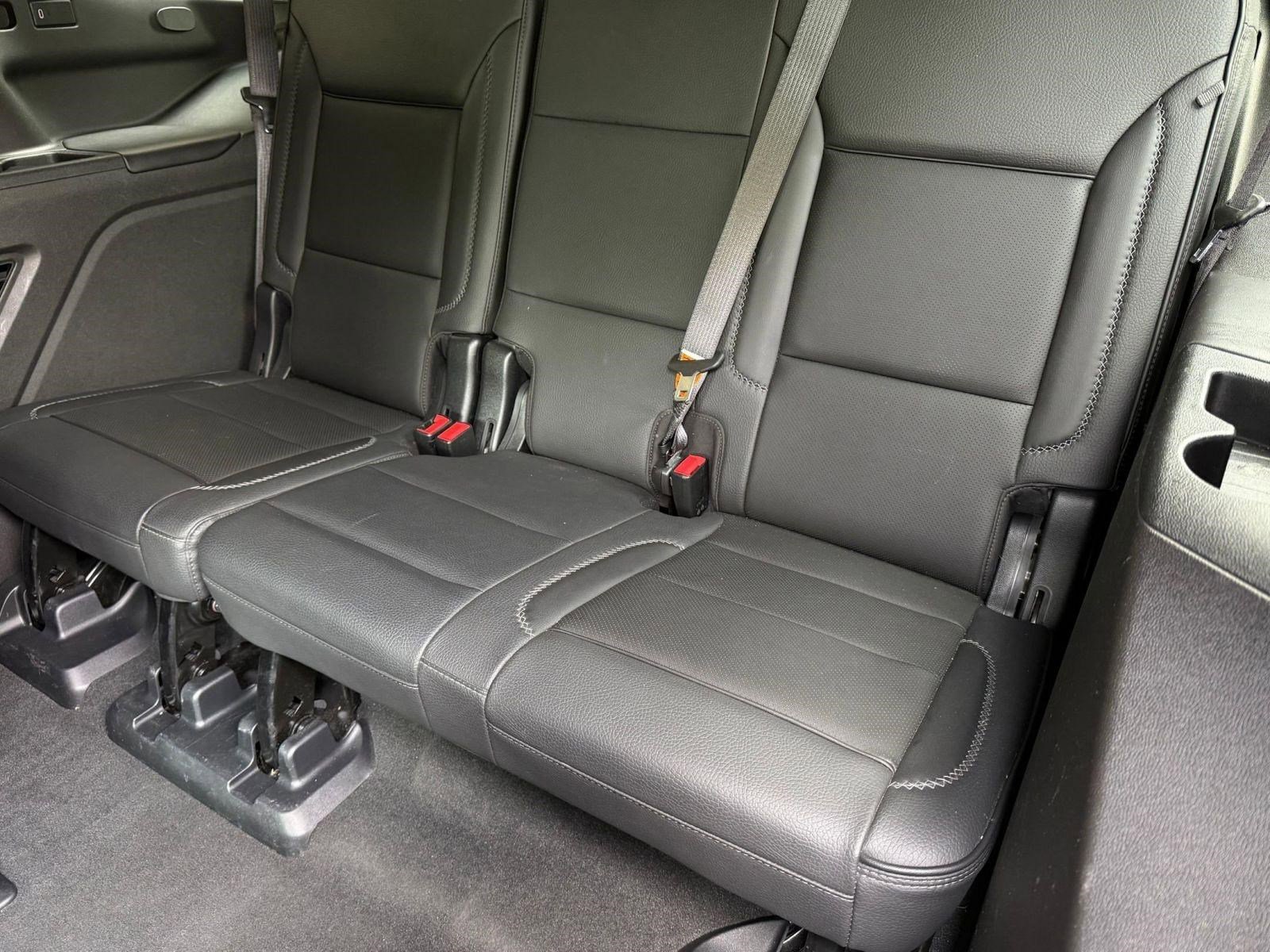 Used 2021 GMC Yukon Denali w/ Denali Premium Package AWD/4WD image 26