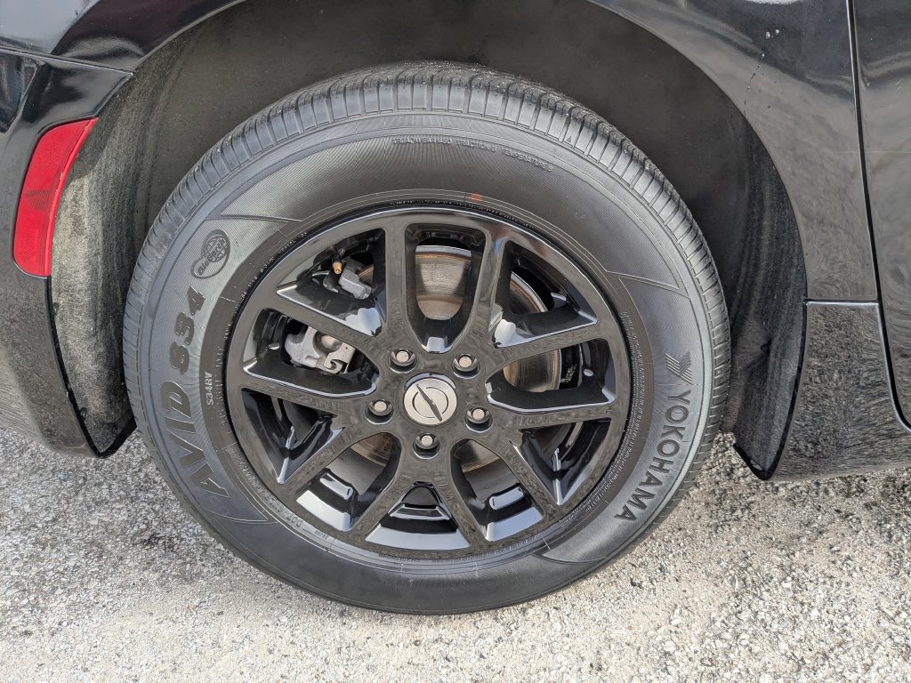 Used 2024 Chrysler Pacifica Touring-L FWD image 22