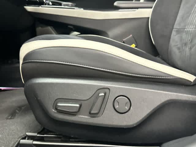 Used 2023 Kia EV6 GT-Line w/ GT-Line Suede Seat Package RWD image 27