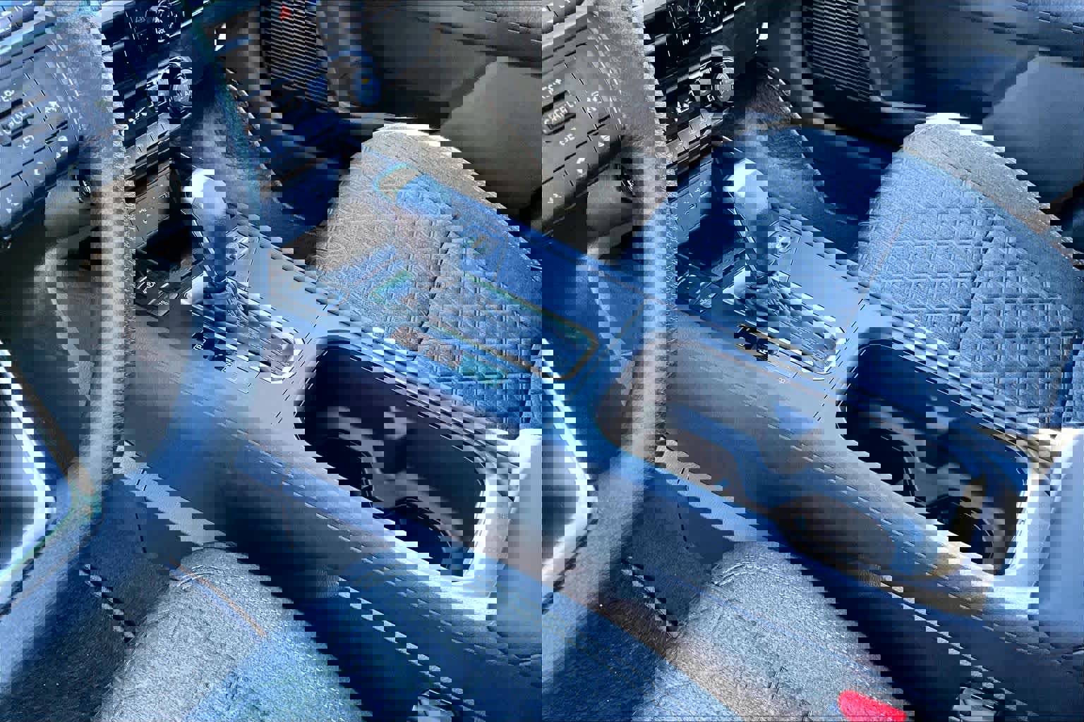 New 2026 Nissan Kicks SV image 7