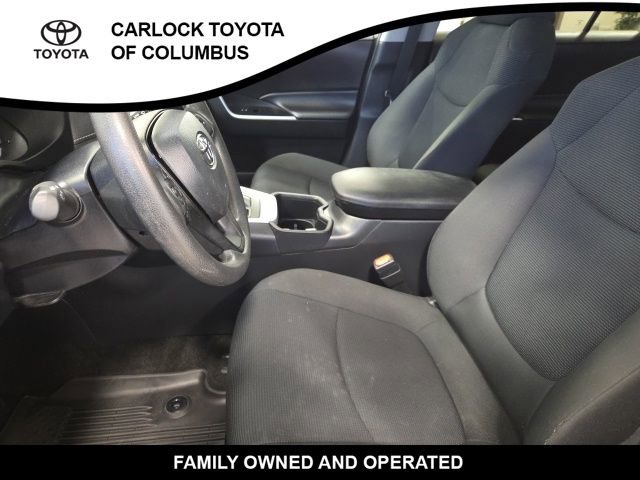 Used 2024 Toyota RAV4 LE FWD image 12