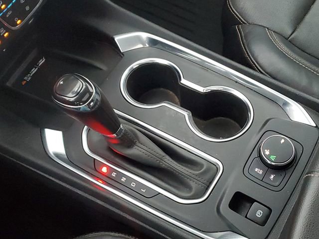 Used 2018 Chevrolet Traverse Premier w/ Driver Confidence II Package image 16