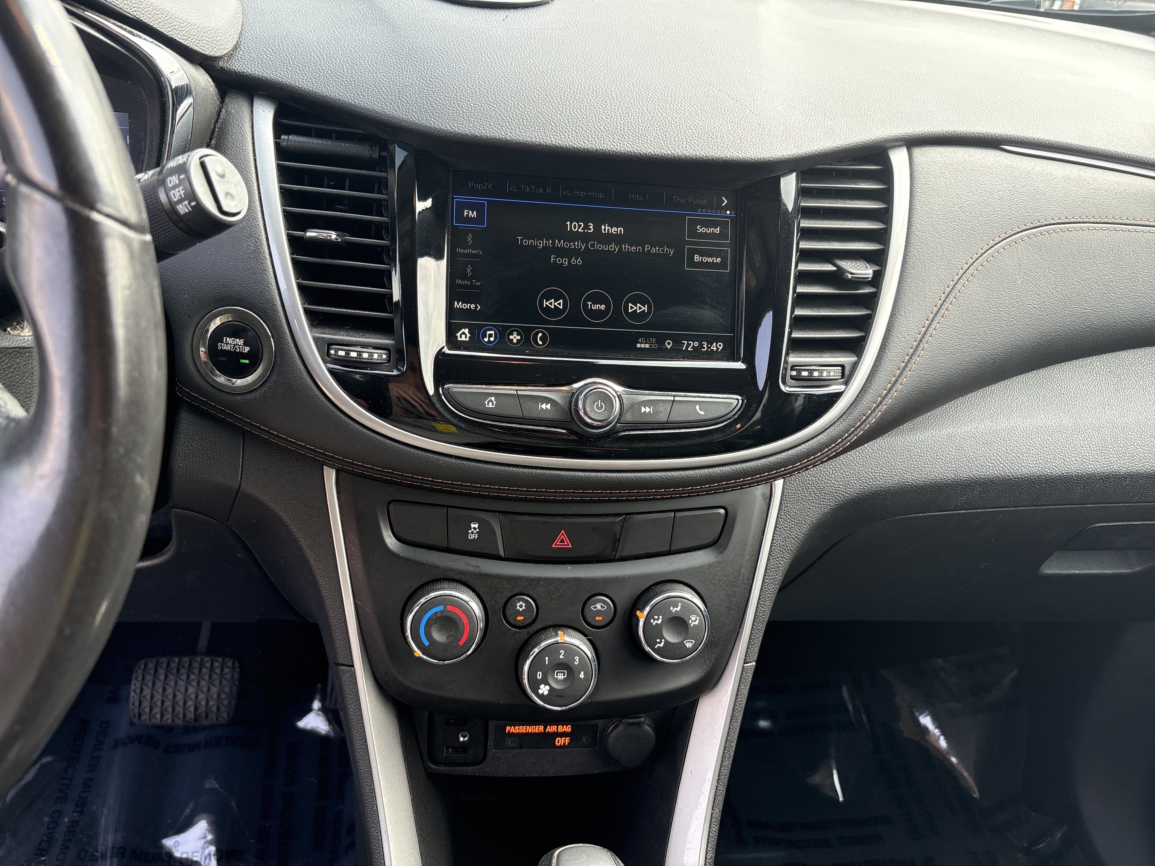 Used 2019 Chevrolet Trax LT w/ LT Convenience Package FWD image 19