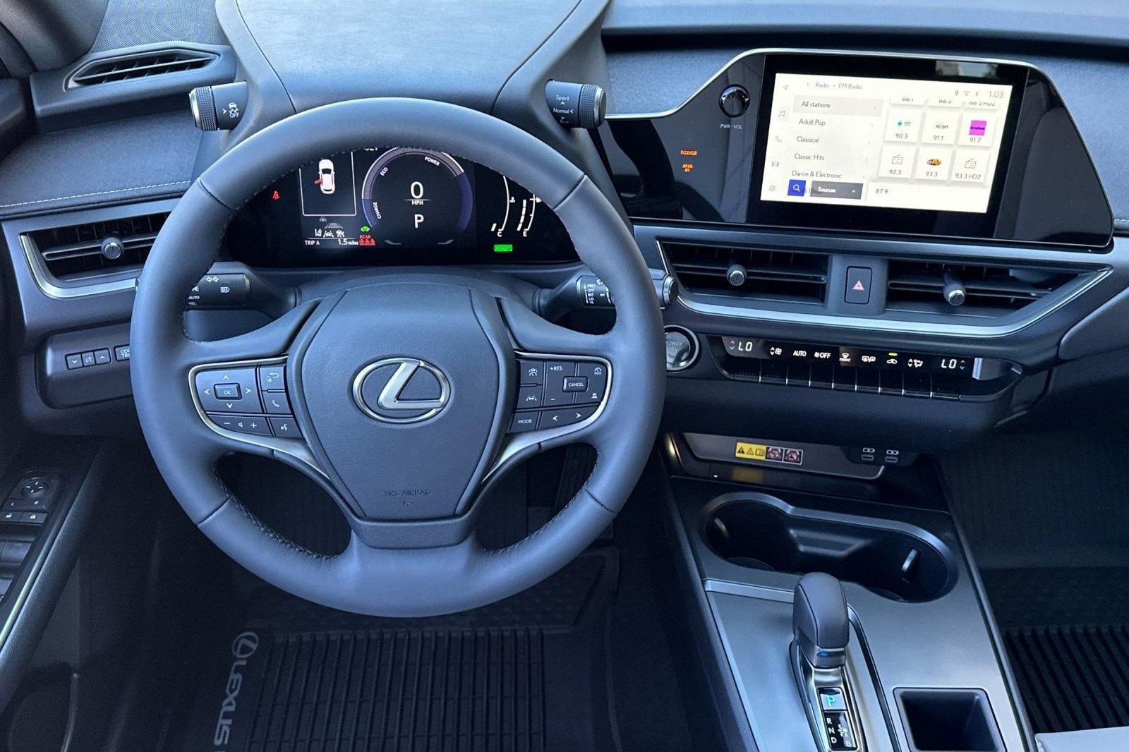 New 2026 Lexus UX 300h FWD image 25