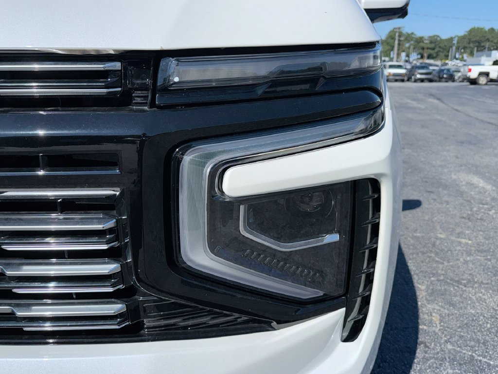 Used 2025 Chevrolet Tahoe High Country AWD/4WD image 10