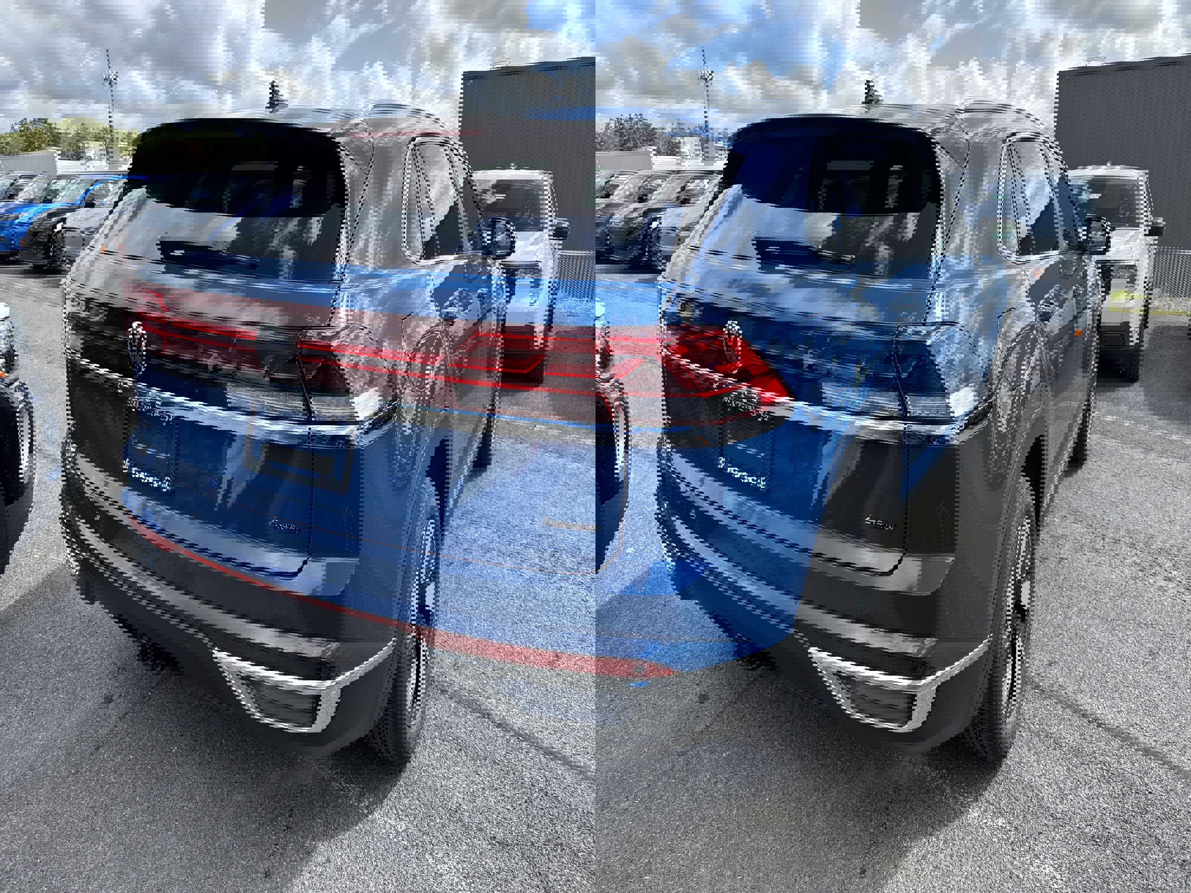 New 2026 Volkswagen Atlas Cross Sport SEL image 6