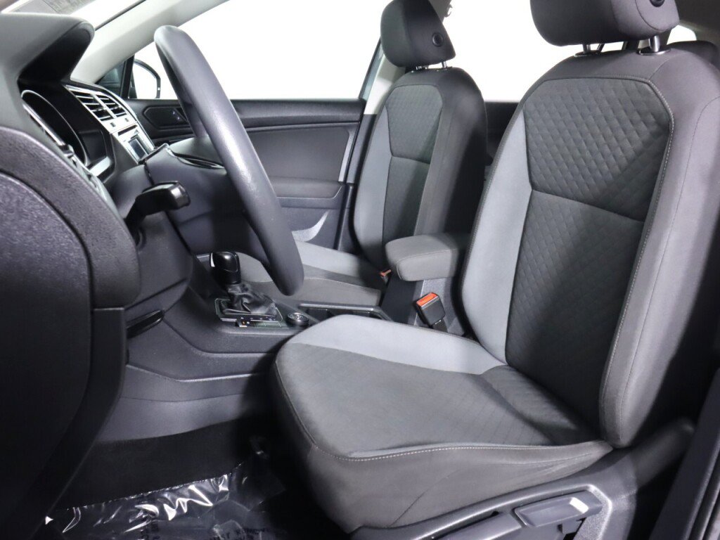 Used 2019 Volkswagen Tiguan S w/ 3rd Row Seat Package AWD/4WD image 27