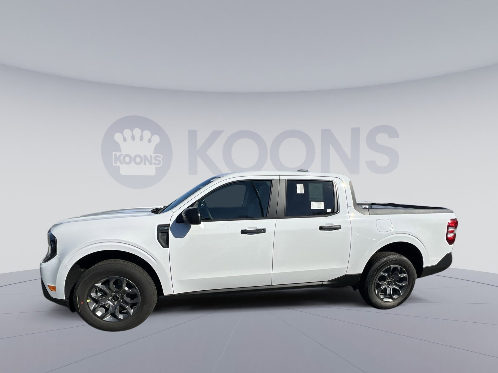 New 2025 Ford Maverick XLT w/ Equipment Group 301A image 2