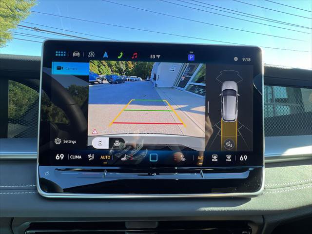 New 2025 Volkswagen Tiguan SE R-Line image 17