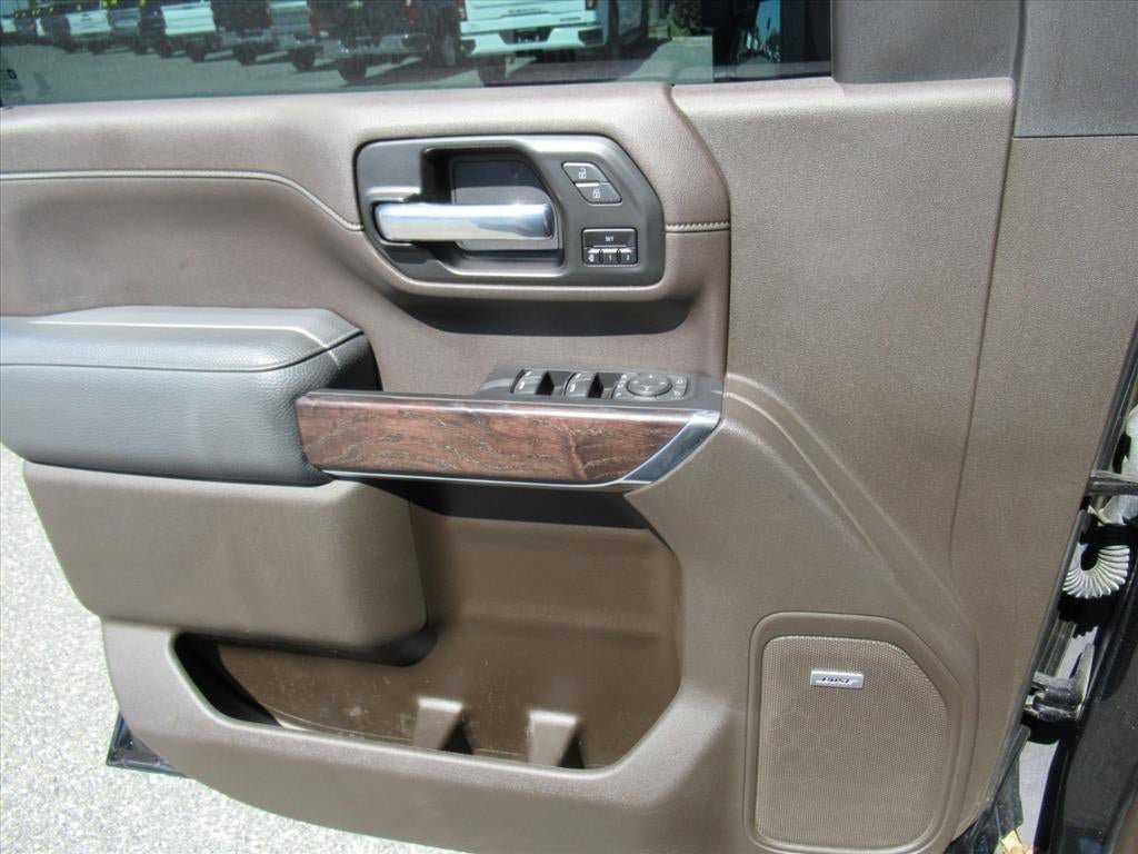 Used 2023 GMC Sierra 3500 Denali w/ Denali Black Diamond Edition AWD/4WD image 23
