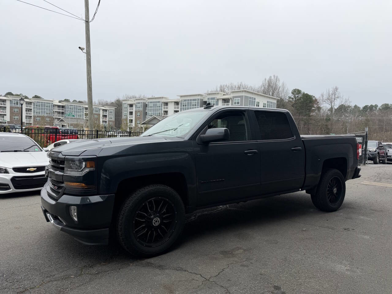 Used 2017 Chevrolet Silverado 1500 LT w/ All Star Edition image 4