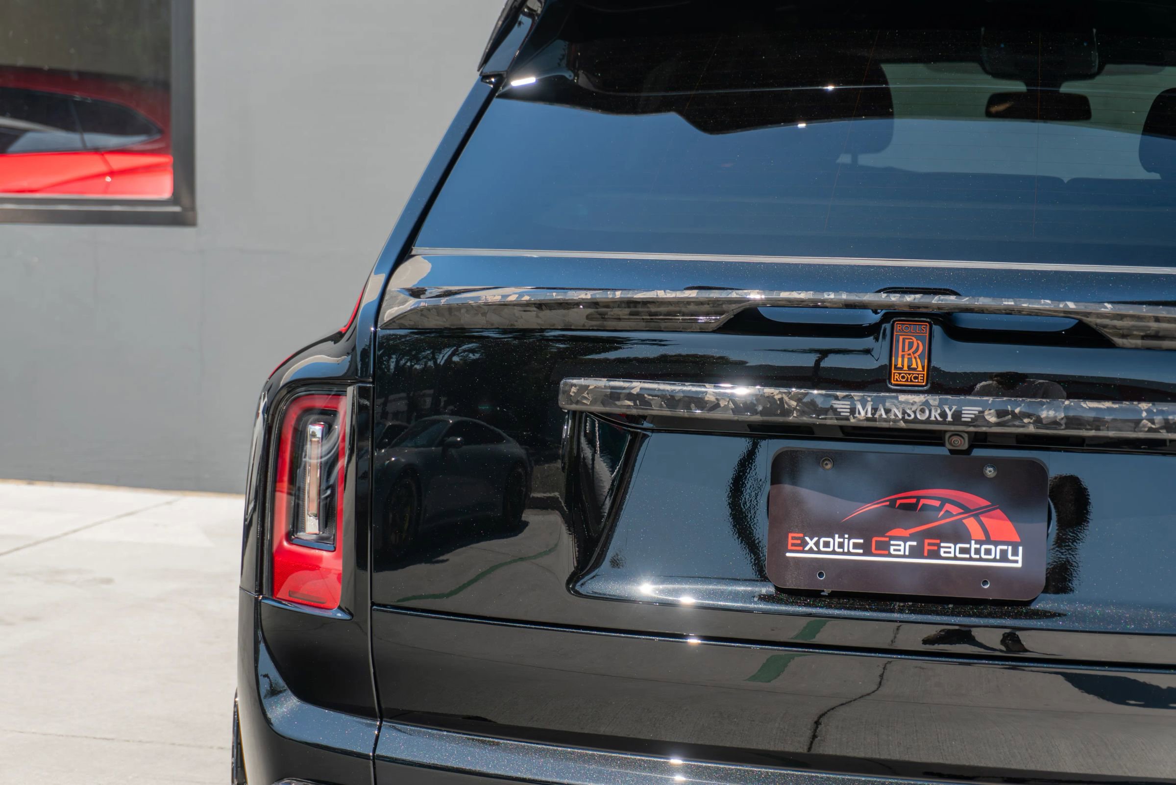 Used 2025 Rolls-Royce Cullinan AWD/4WD image 46