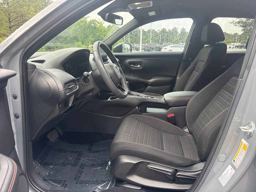 Used 2023 Honda HR-V Sport image 12