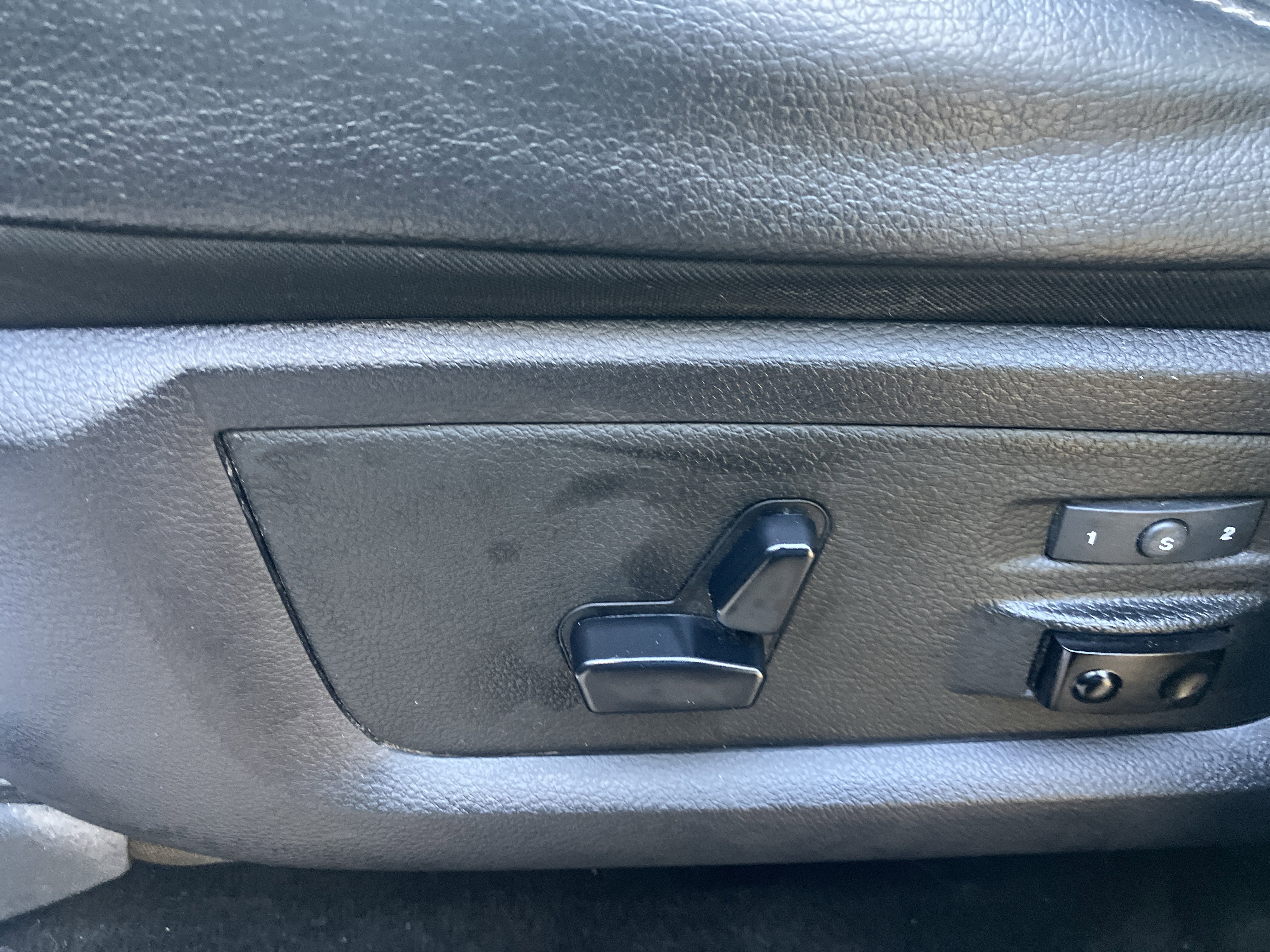 Used 2018 RAM 2500 Laramie AWD/4WD image 18