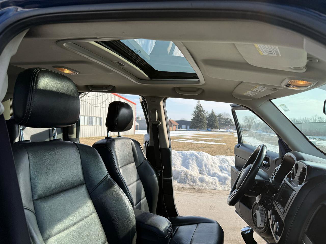 Used 2015 Jeep Patriot High Altitude image 28