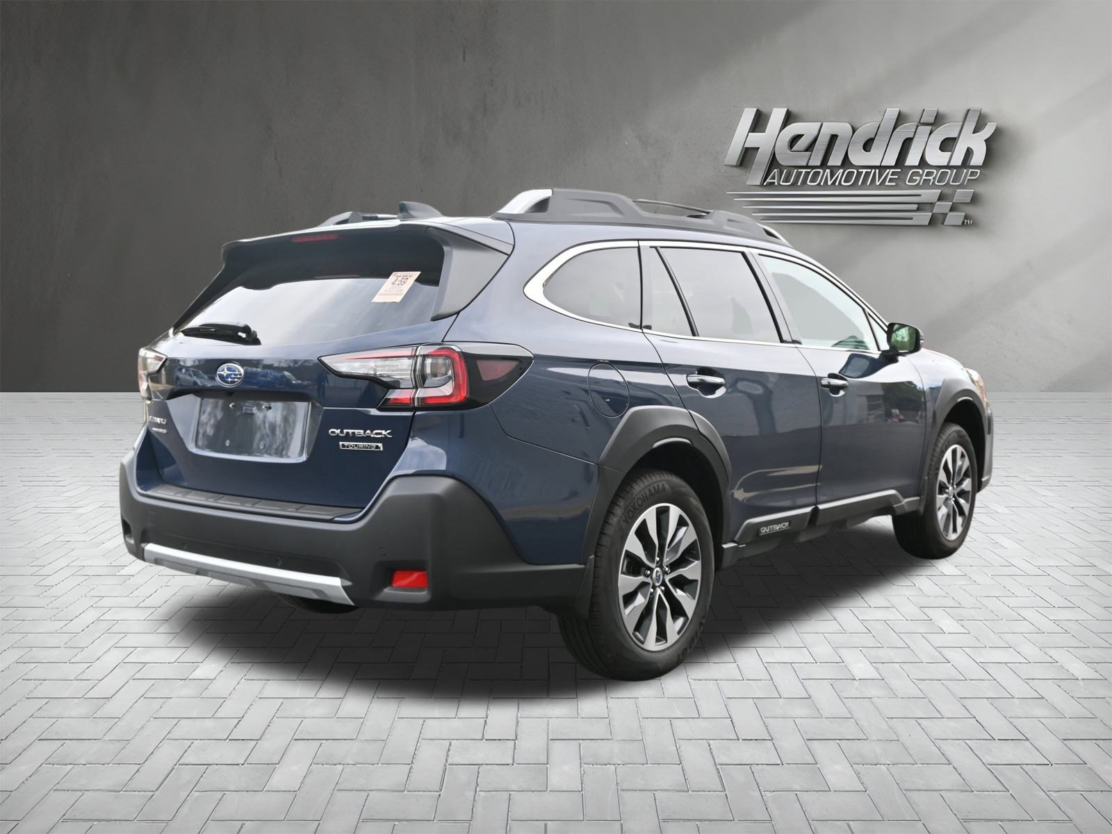Certified 2025 Subaru Outback Touring w/ Popular Package #2 image 9
