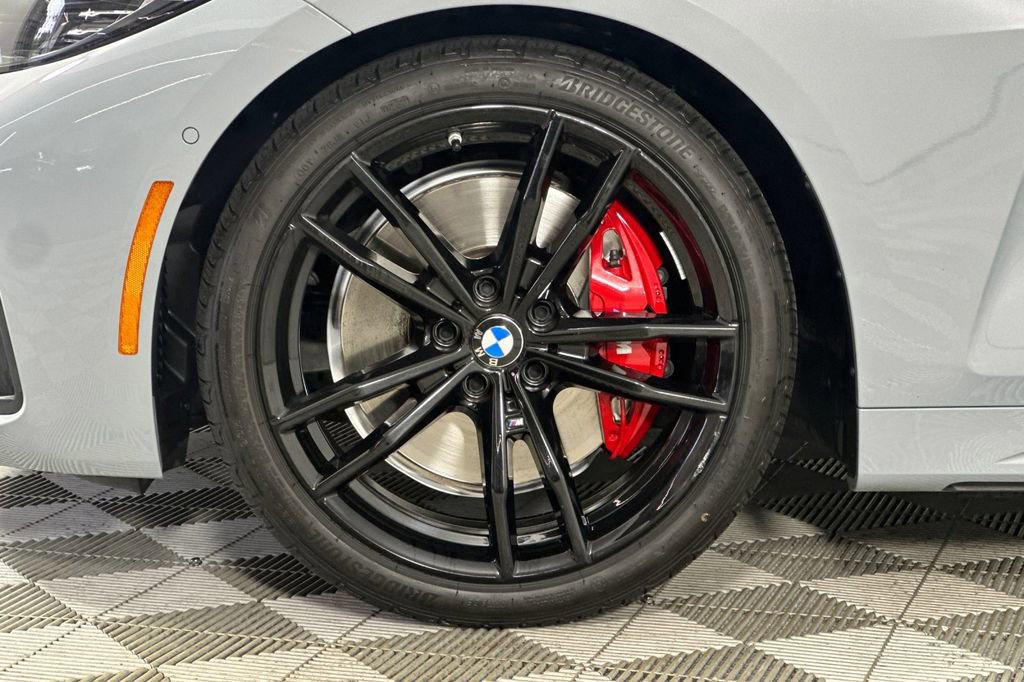 Used 2024 BMW M440i Coupe w/ Premium Package RWD image 35