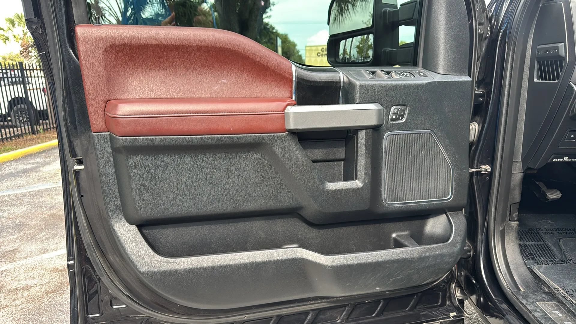 Used 2019 Ford F250 Platinum AWD/4WD image 22