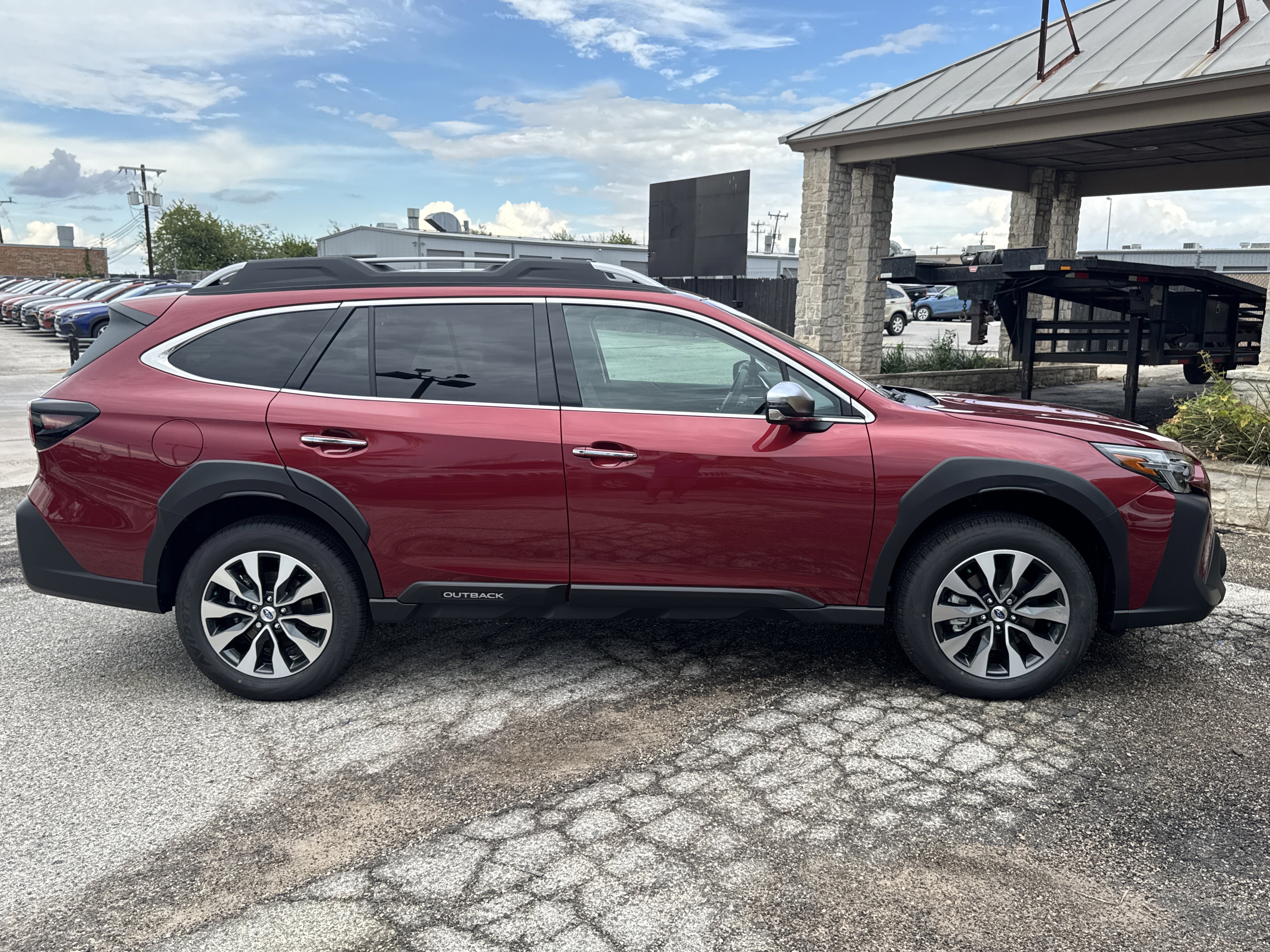 New 2025 Subaru Outback Touring XT image 2