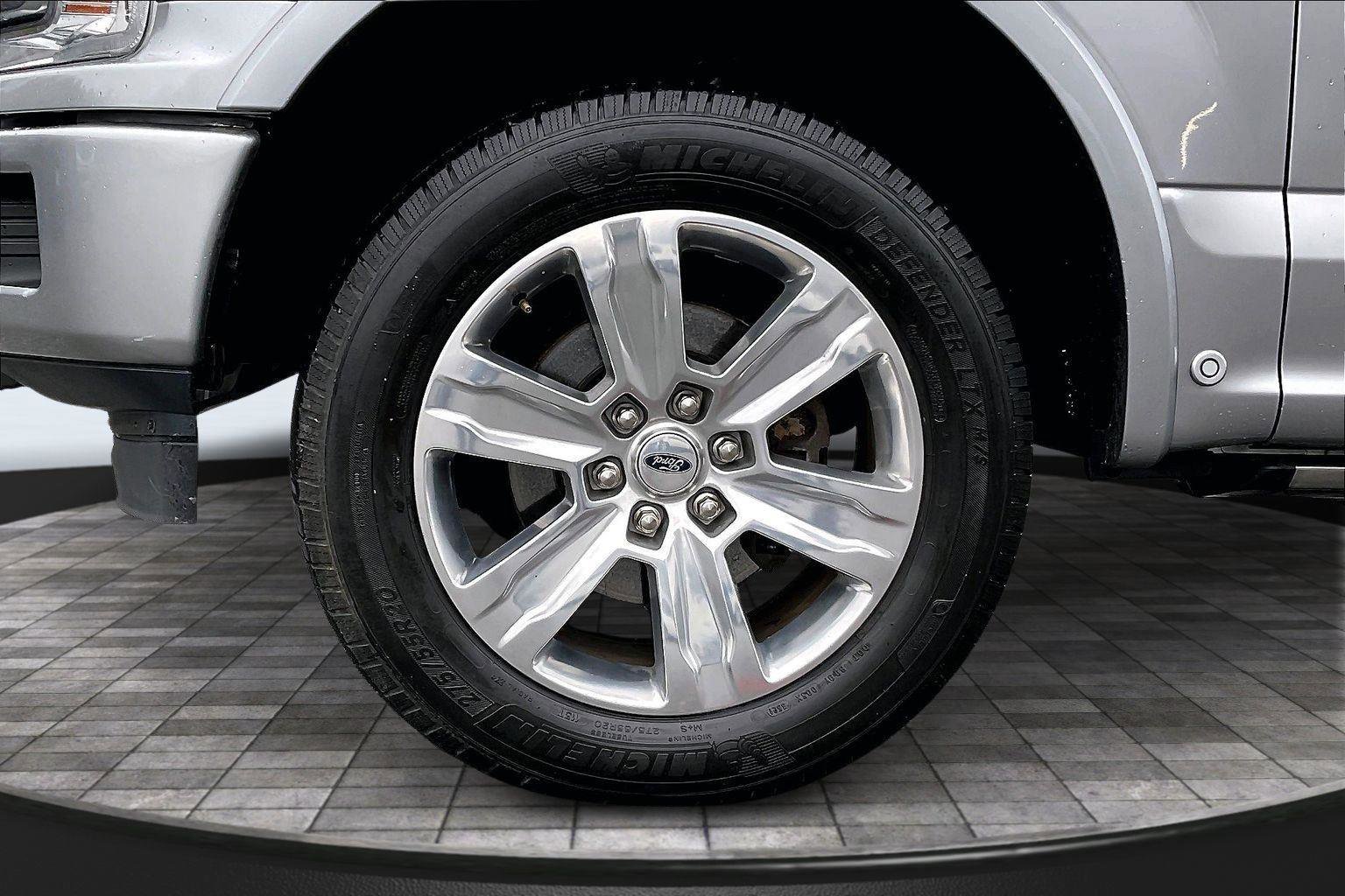 Used 2020 Ford F150 Platinum w/ Equipment Group 701A Luxury image 10