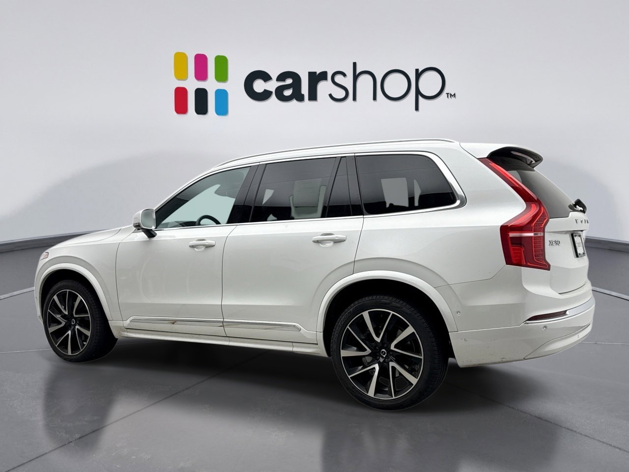 Used 2024 Volvo XC90 B6 Plus w/ Protection Package image 3
