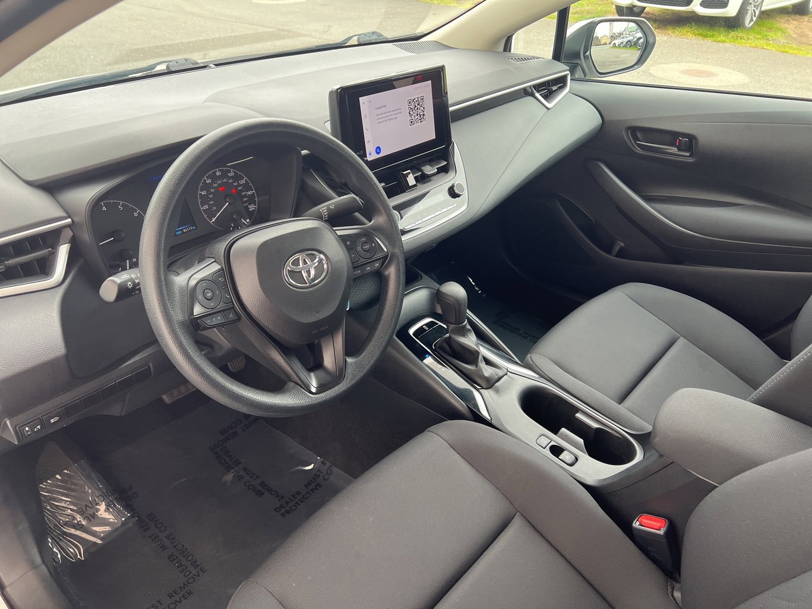 Used 2024 Toyota Corolla LE image 19