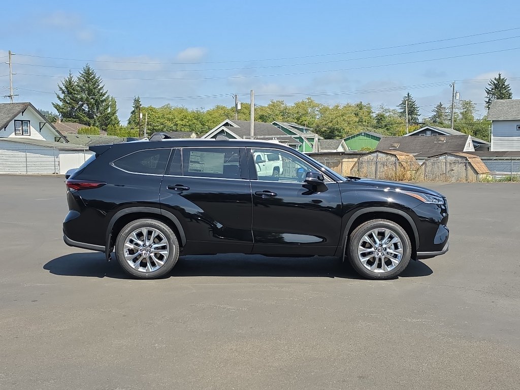 New 2026 Toyota Highlander Limited AWD/4WD image 7