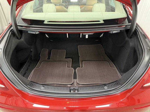 Used 2018 Mercedes-Benz E 400 4MATIC Sedan w/ Premium 3 Package (Q03) image 9