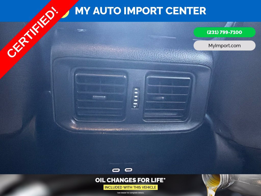 Used 2024 Toyota RAV4 AWD Hybrid image 26