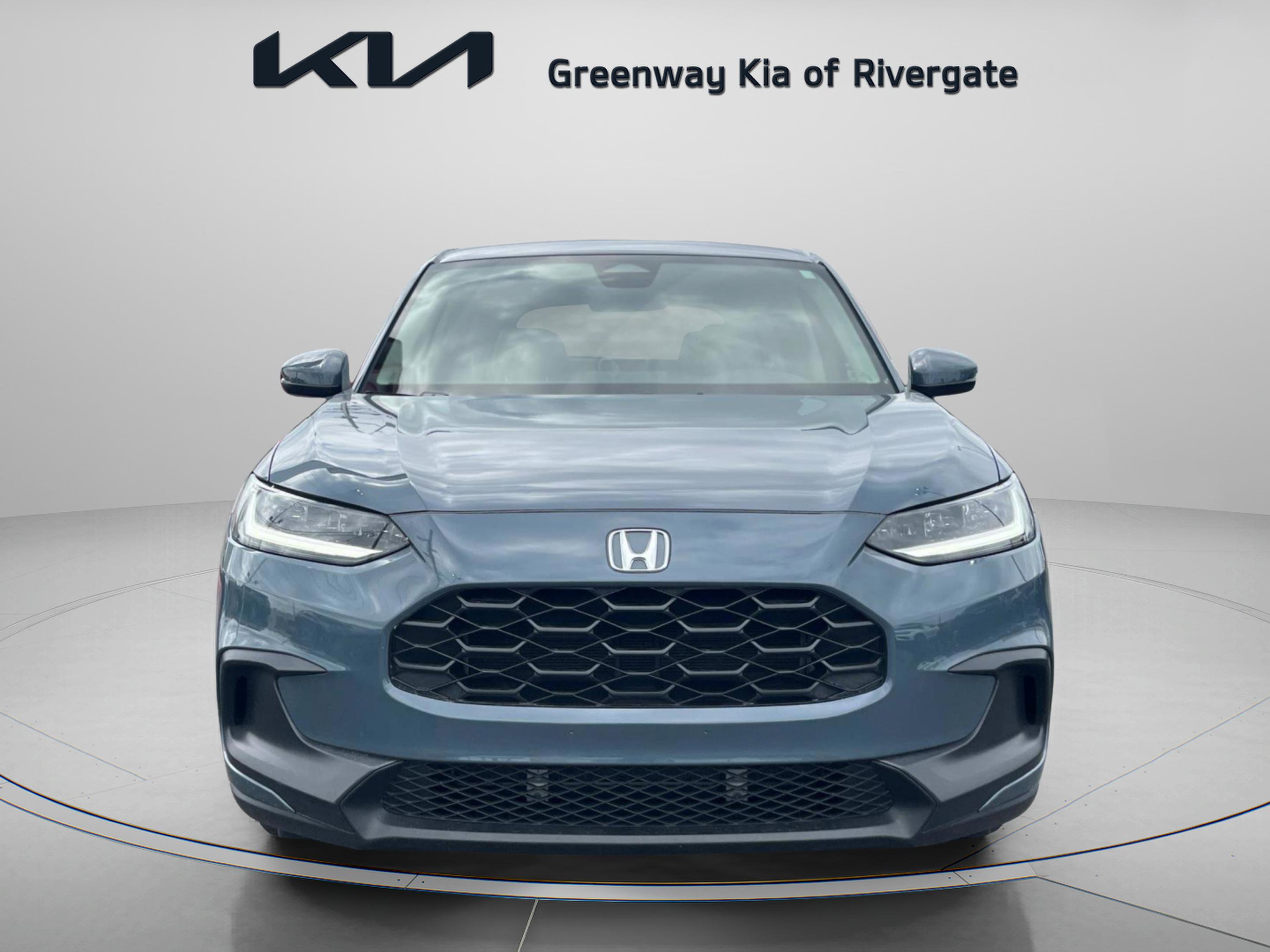 Used 2025 Honda HR-V LX image 2