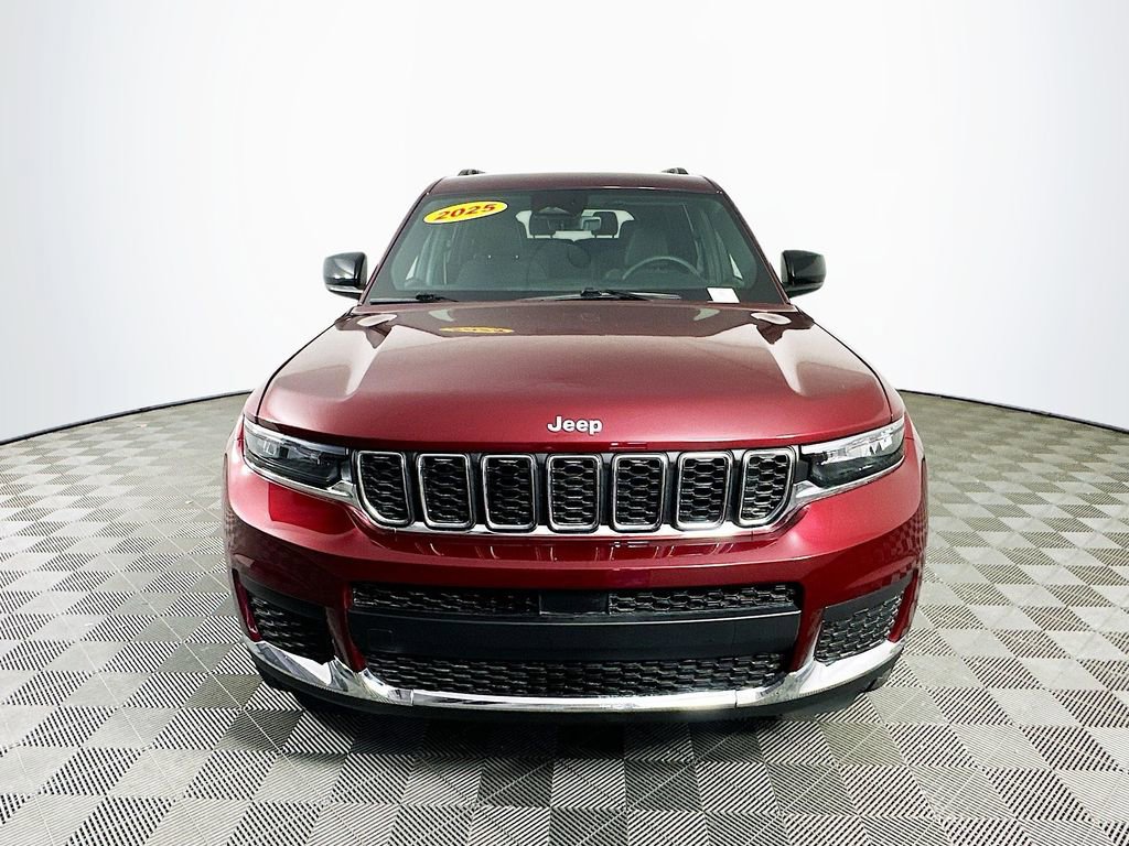 Used 2025 Jeep Grand Cherokee L Laredo w/ Luxury Tech Group I image 4