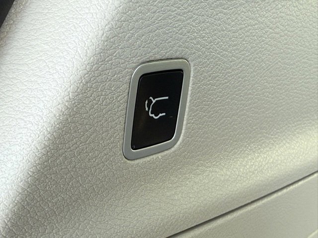 Certified 2017 Chrysler Pacifica Touring-L image 33