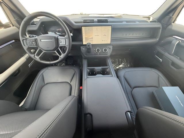 New 2026 Land Rover Defender 90 X-Dynamic SE AWD/4WD image 12