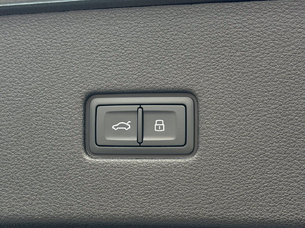 New 2027 Audi Q8 Premium Plus AWD/4WD image 14