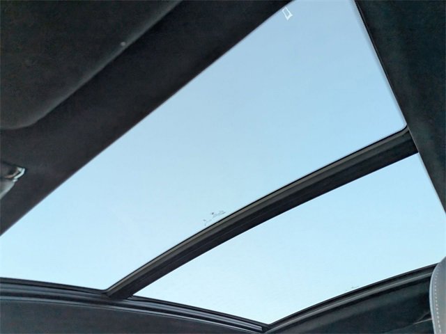 Used 2025 BMW X7 M60i w/ Climate Comfort Package image 13