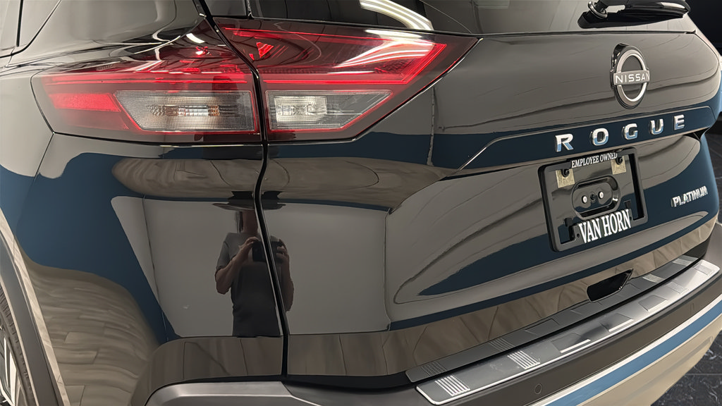 Used 2023 Nissan Rogue Platinum w/ Platinum Premium Package FWD image 39