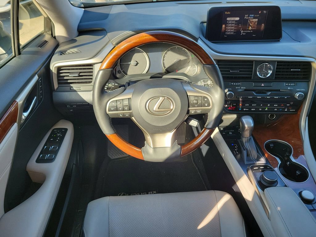 Used 2019 Lexus RX 350L 350L w/ Premium Package image 16