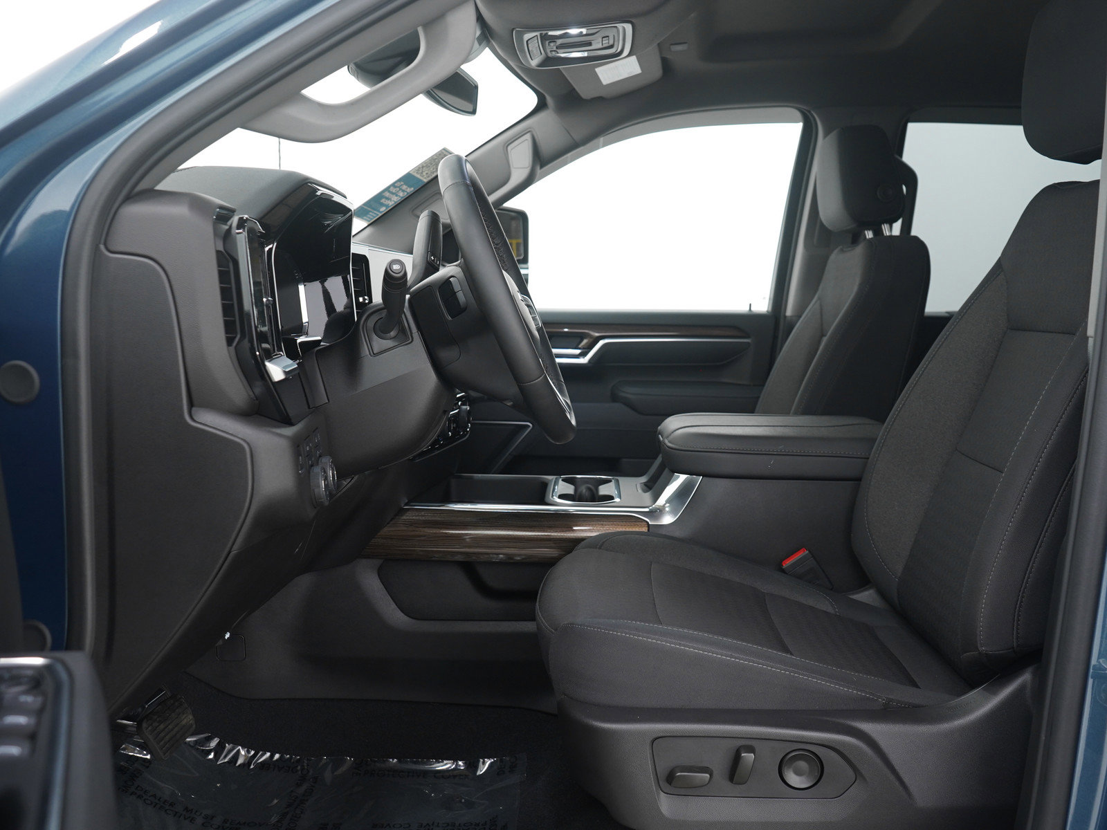 Used 2025 Chevrolet Silverado 2500 LT w/ Trail Boss Package image 20