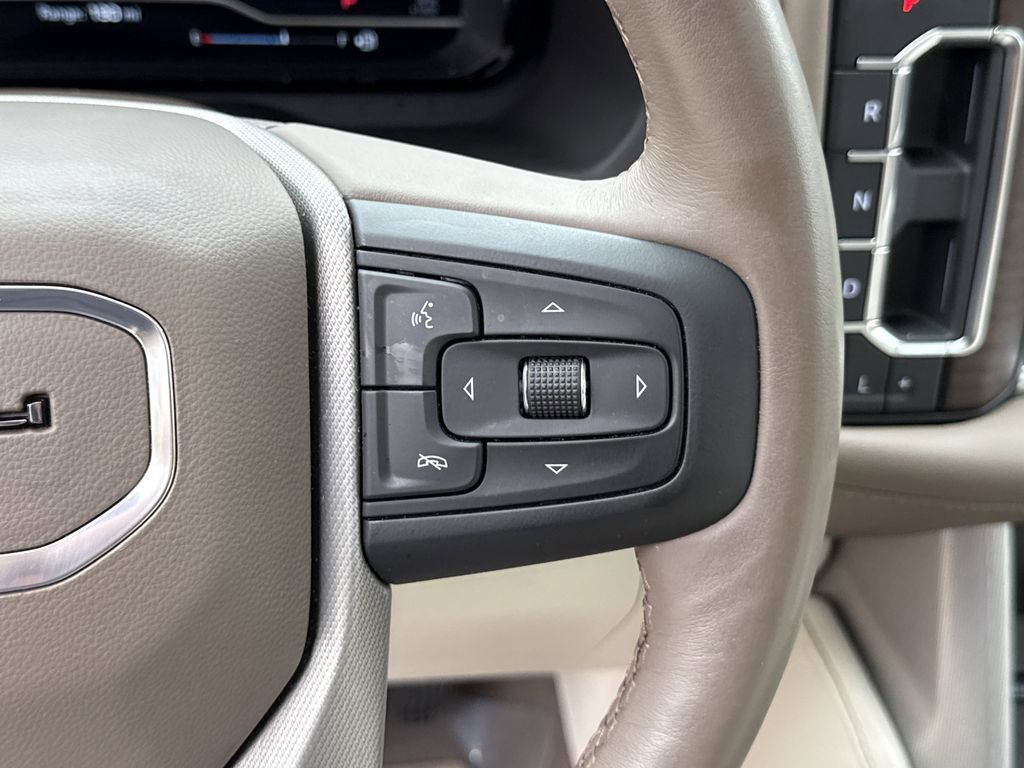 Used 2022 GMC Yukon Denali image 16