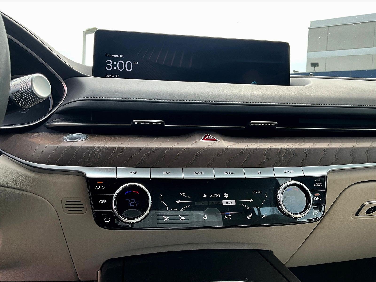 Used 2021 Genesis G80 2.5T w/ Prestige Package AWD/4WD image 15
