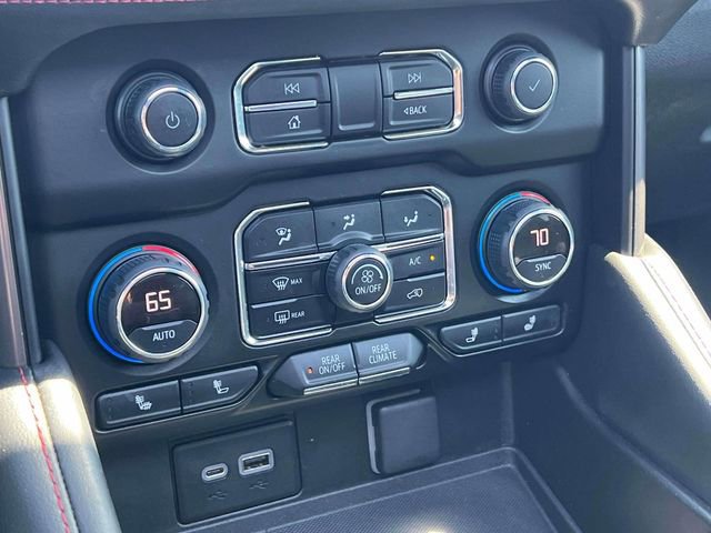 Used 2022 Chevrolet Tahoe RST w/ Luxury Package AWD/4WD image 34