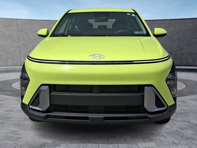 Certified 2025 Hyundai Kona SE AWD/4WD image 3
