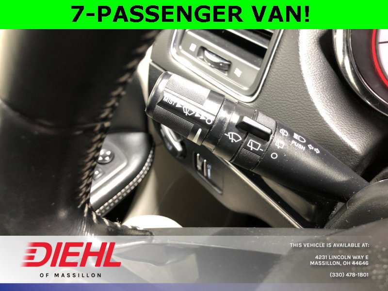 Used 2018 Dodge Grand Caravan SXT image 21